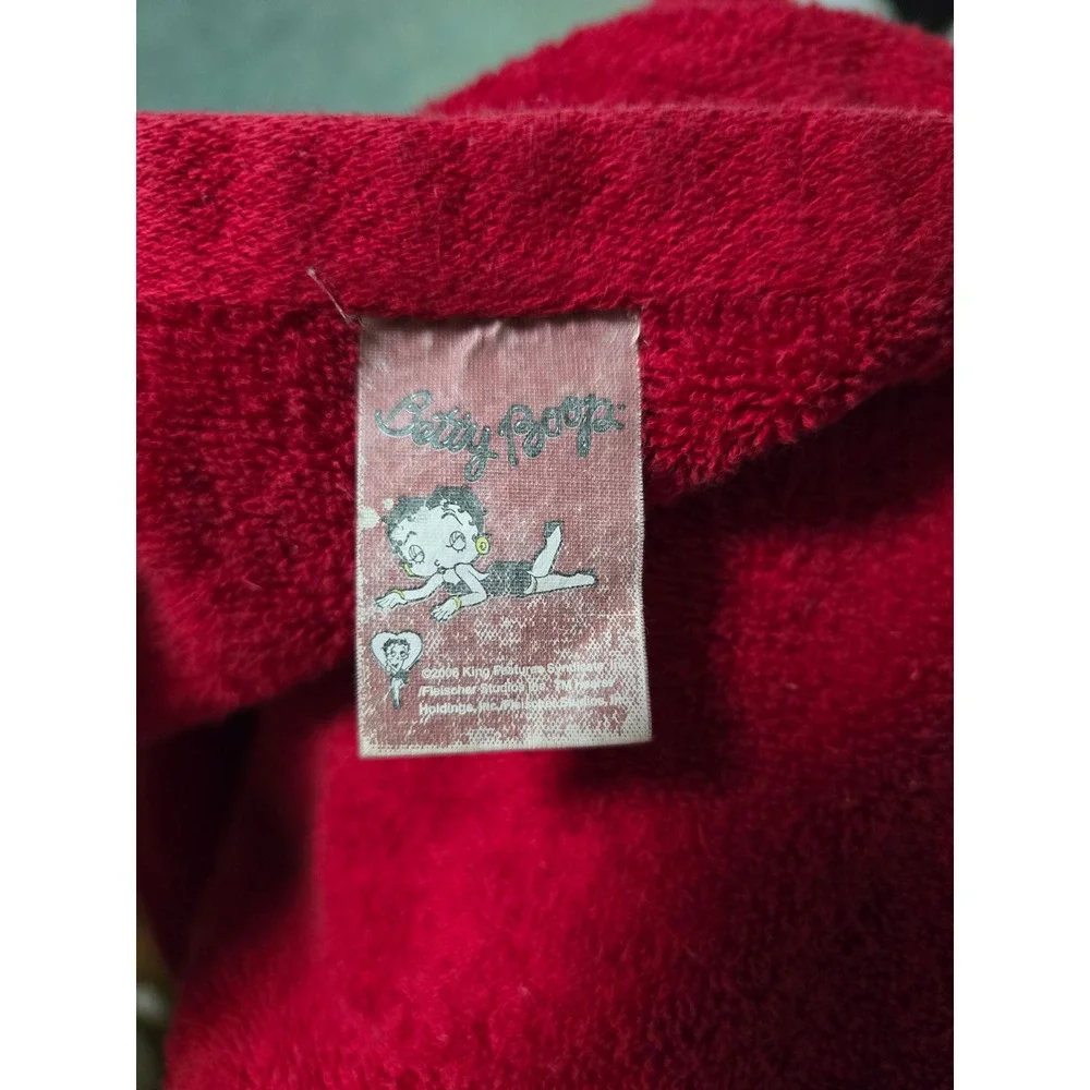 2006 Betty Boop Red Bath Towel‎ Cartoon Character Embroidered Soft Terry (B)